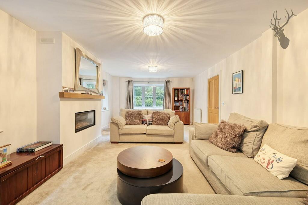 Additional image 3 of Magnolia Crescent, Great Warley, Brentwood