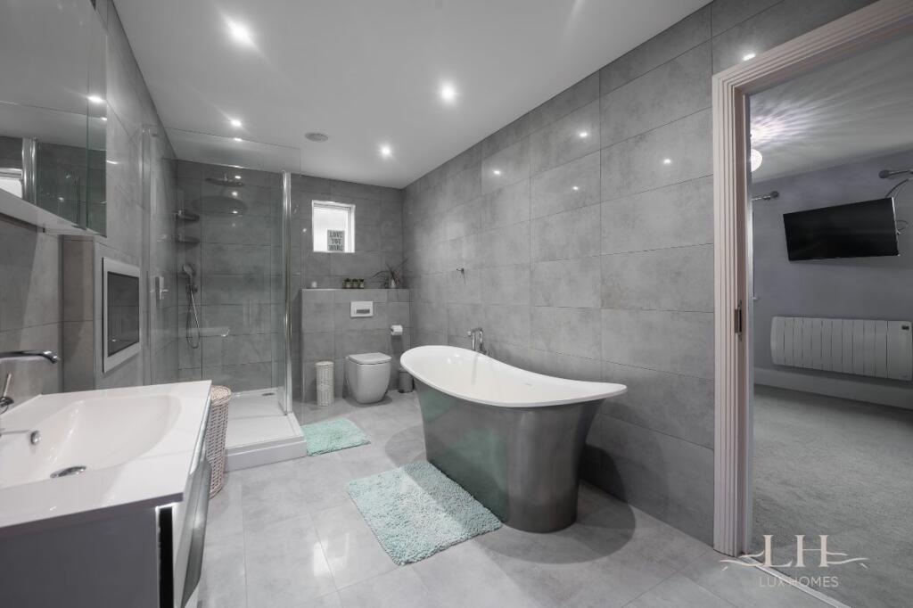 Additional image 29 of Coxtie Green Road, Brentwood