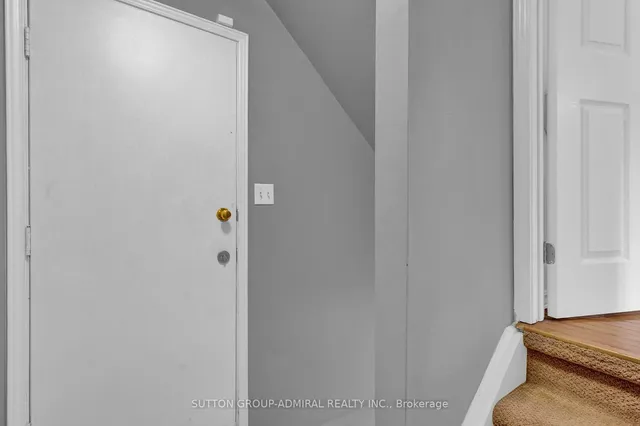 Additional image 32 of 52 GARDEN Ave