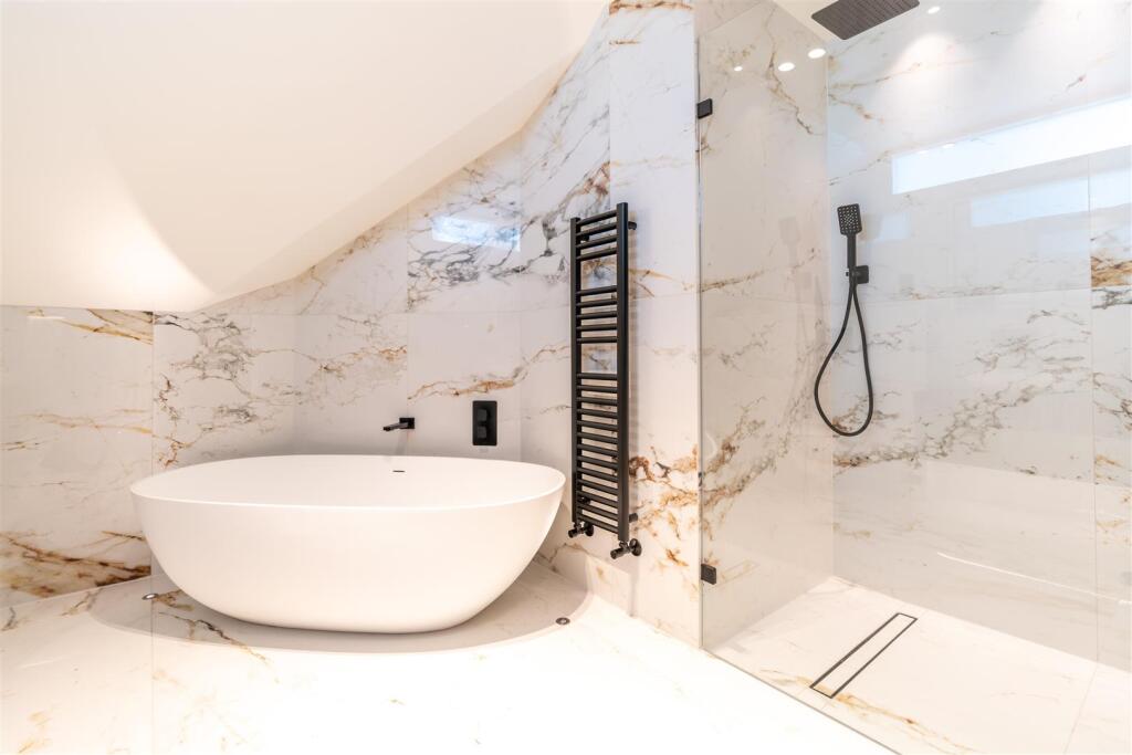 Additional image 19 of Broomhills Chase, Little Burstead, Billericay