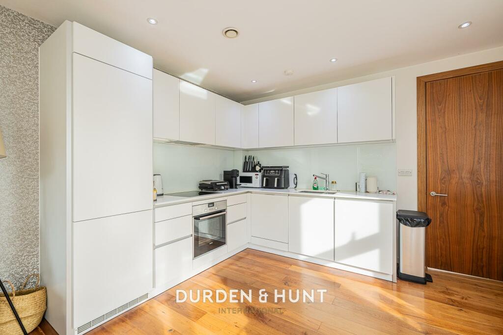 Additional image 6 of Piercing Hill, Theydon Bois, Epping, CM16