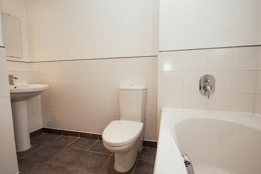 Additional image 16 of Drovers Mead, Warley, Brentwood, Essex, CM14