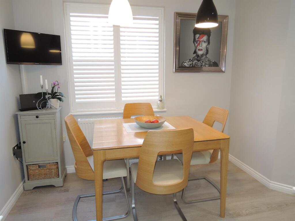 Additional image 11 of Hakewill Way, Colchester