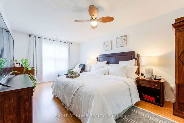 Additional image 25 of 70 Longsword Dr