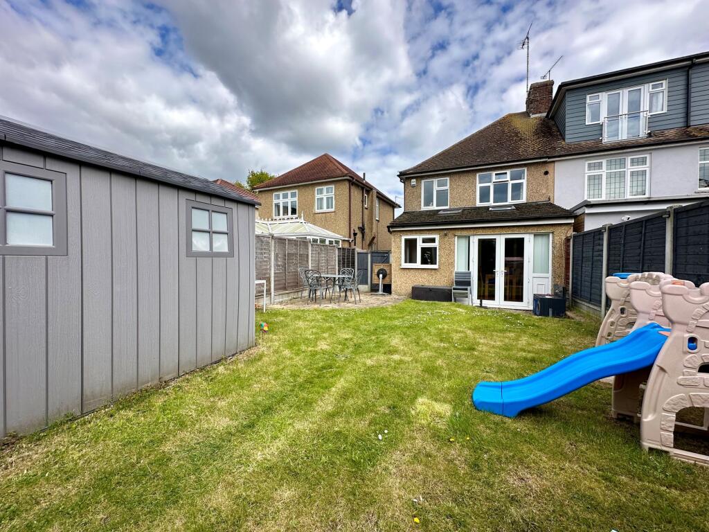 Additional image 12 of Grange Road, Billericay, CM11
