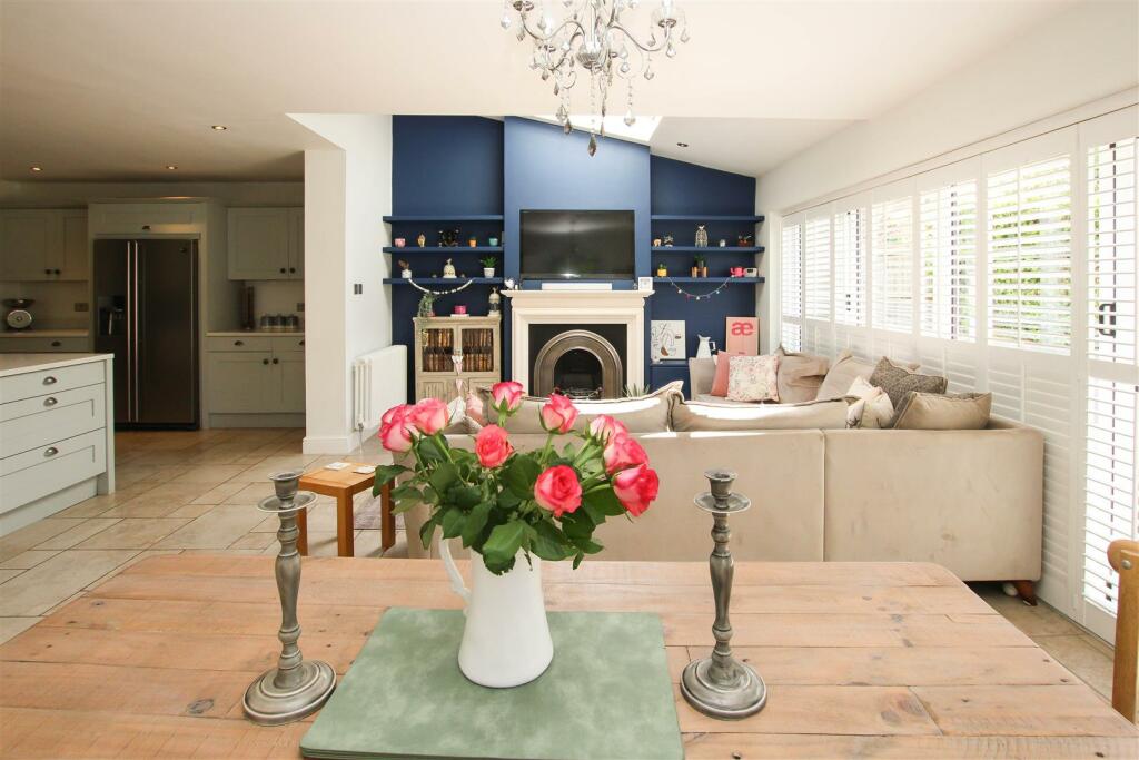 Additional image 6 of Middle Road, Ingrave, Brentwood