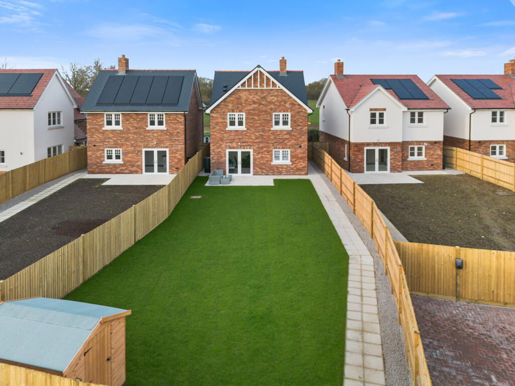 Additional image 26 of Brimstone Place, Little Dunmow, Essex, CM6