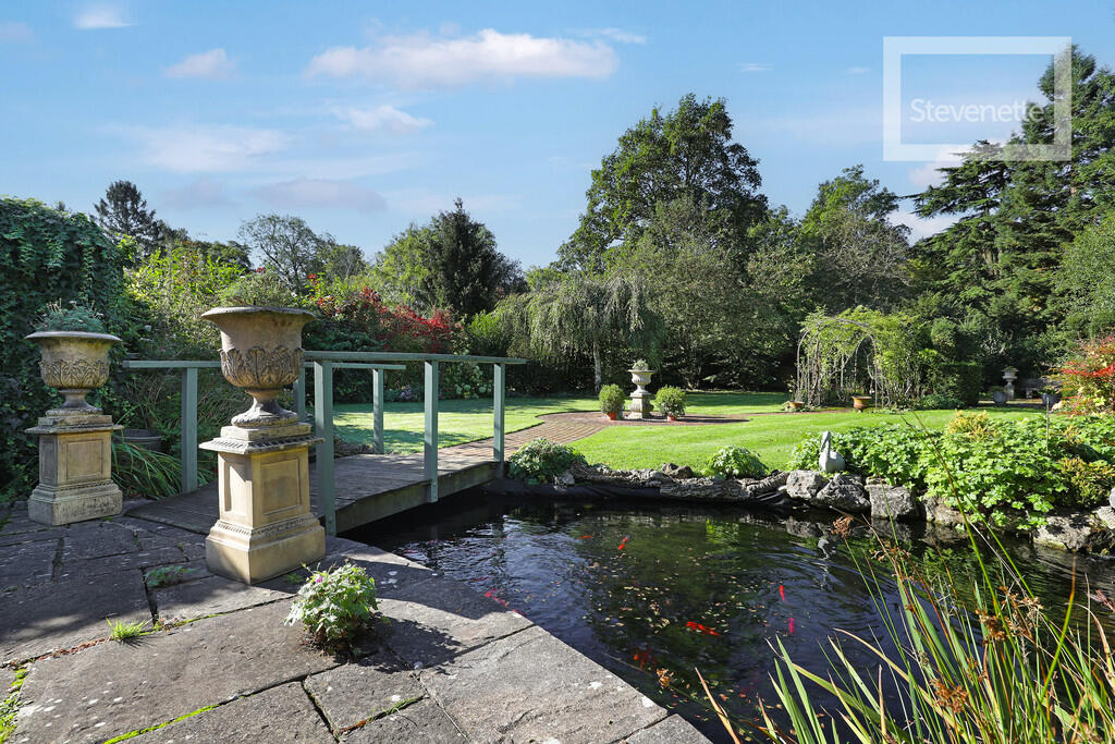 Additional image 21 of Copped Hall, Epping