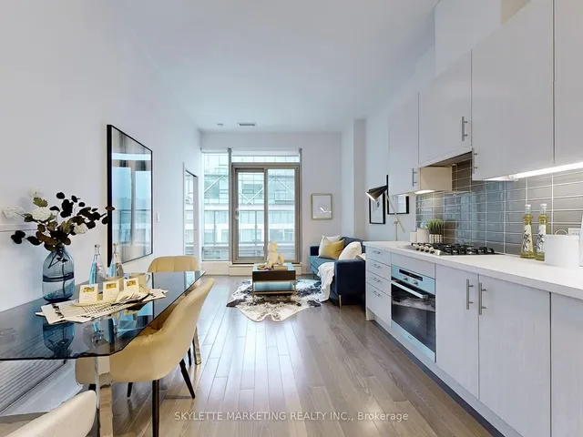 39 Queens Quay Unit 1113