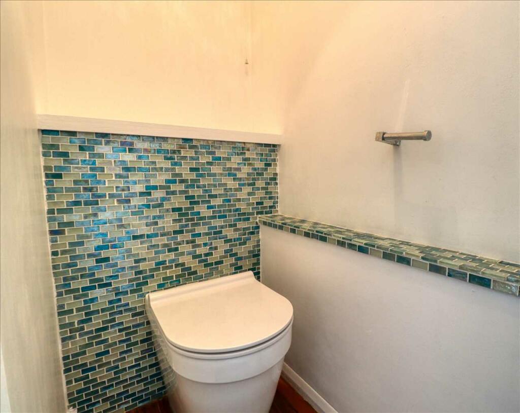 Additional image 16 of The Esplanade, Frinton