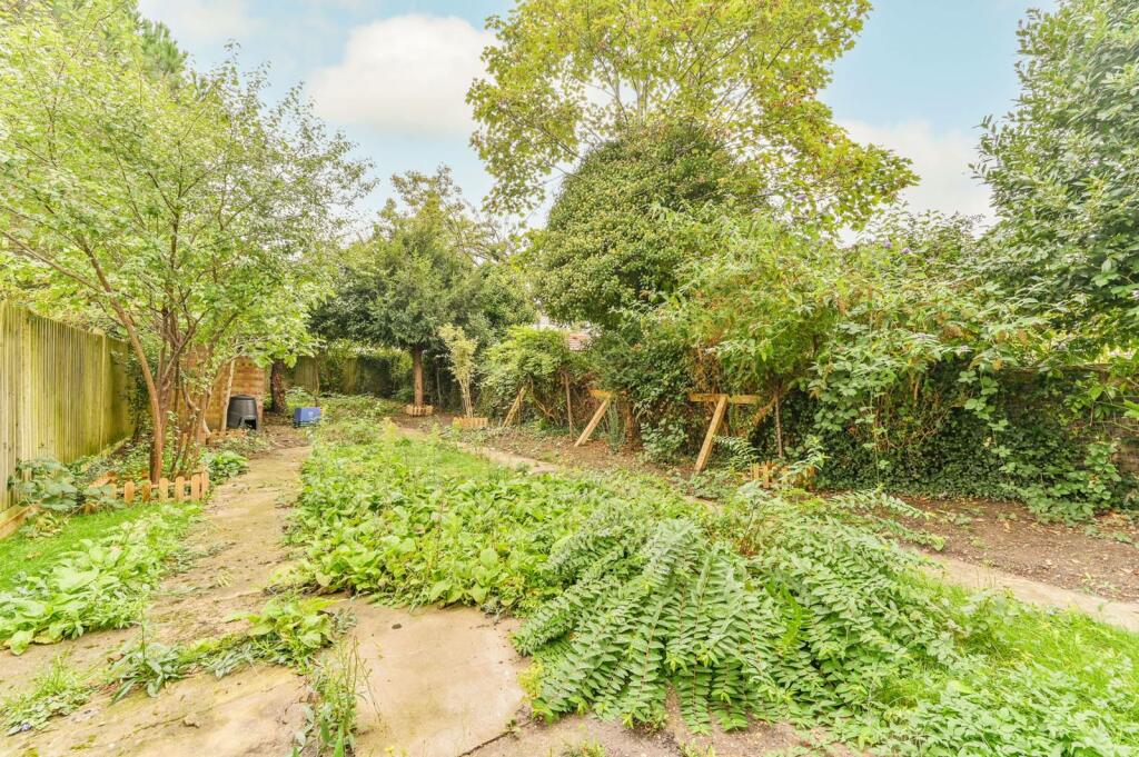 Additional image 4 of Warwick, Thornton Heath, CR7