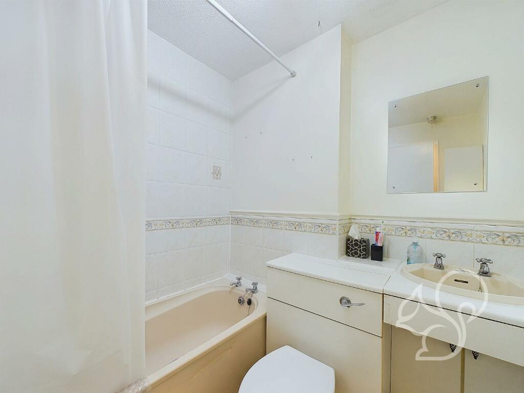Additional image 5 of Tortosa Close, Colchester