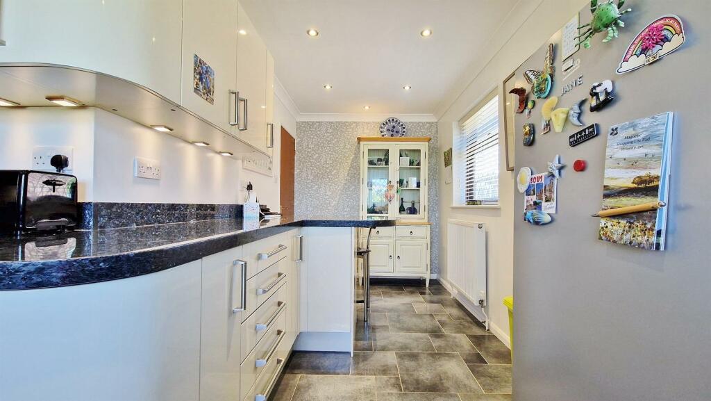 Additional image 12 of Thorns Way, Frinton Homelands