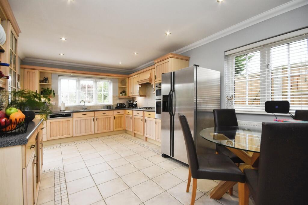 Additional image 5 of Noak Hill Road, Billericay