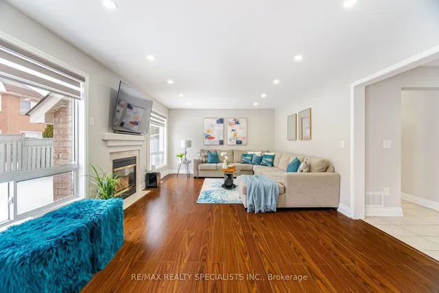 Additional image 10 of 8 Upshall Dr