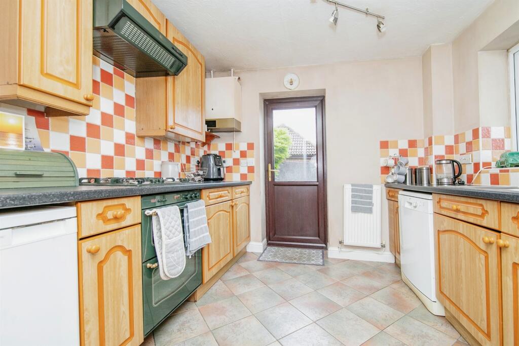 Additional image 4 of Spindle Wood, Highwoods, Colchester