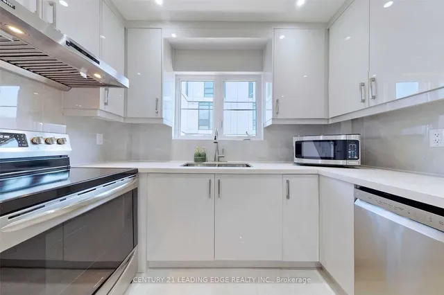 Additional image 14 of 200 Veterans Dr Unit 74