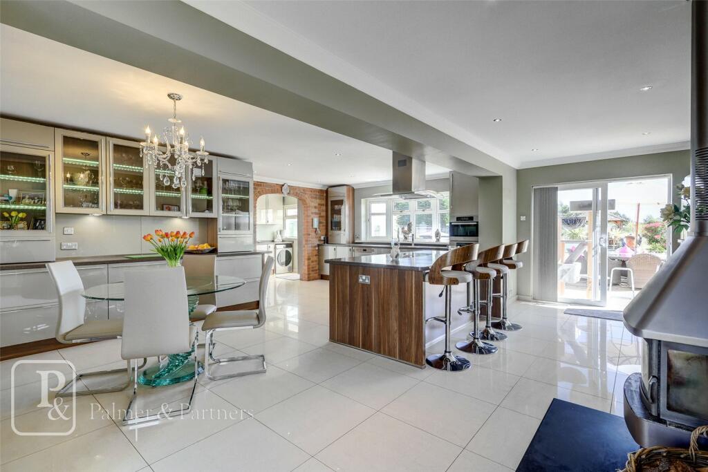 Additional image 3 of Dumont Avenue, St. Osyth, Clacton-on-Sea, Essex, CO16
