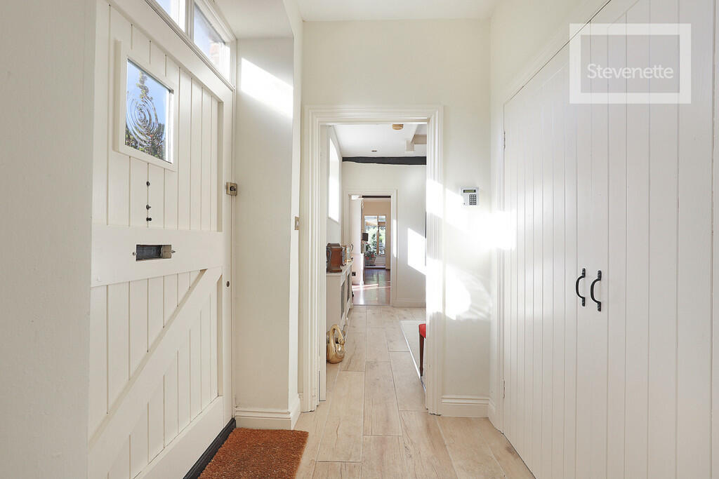 Additional image 24 of Copped Hall, Epping