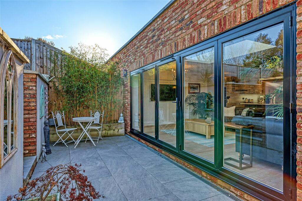 Additional image 21 of Goodwood Avenue, Hutton, Essex, CM13