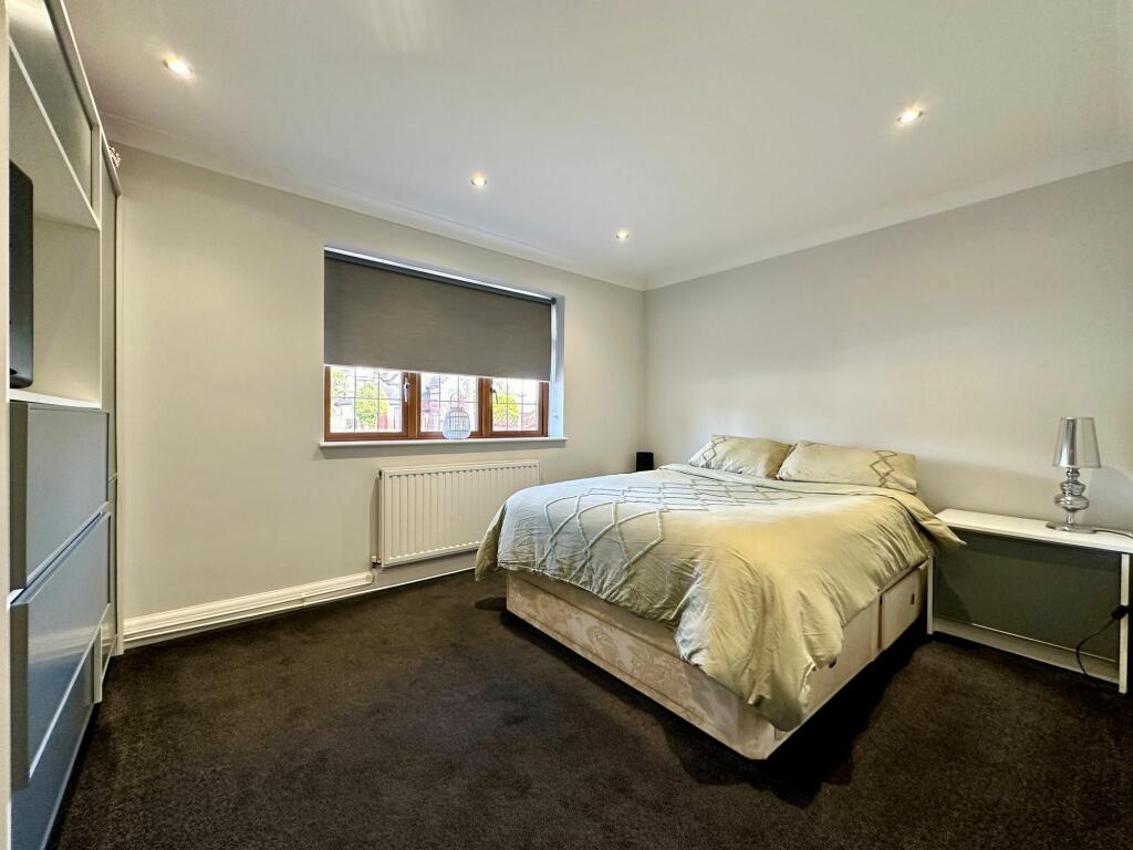 Additional image 19 of Noak Hill Road, Billericay, CM12