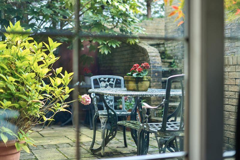 Additional image 14 of Caterham Valley