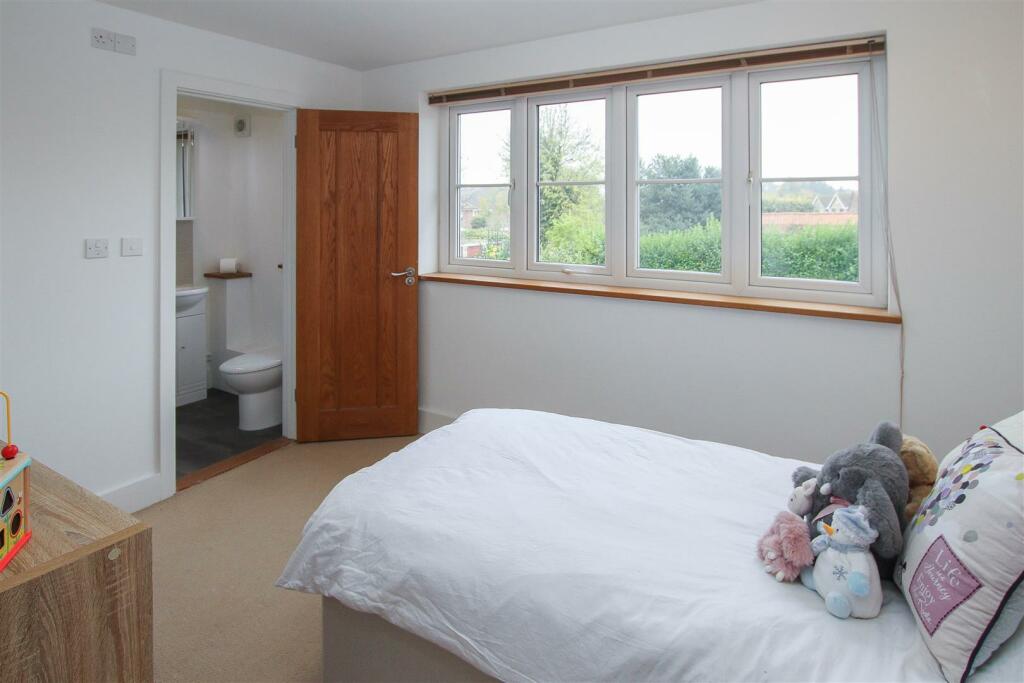 Additional image 13 of Great Fox Meadow, Kelvedon Hatch