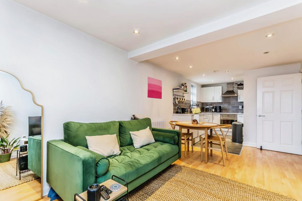 Additional image 15 of Holm Court, Westway, Caterham, Surrey, CR3