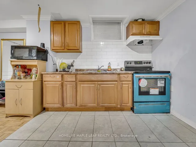 Additional image 29 of 129 Cadillac Cres