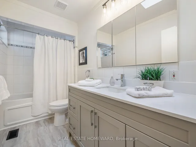 Additional image 16 of 16 Greyabbey Tr