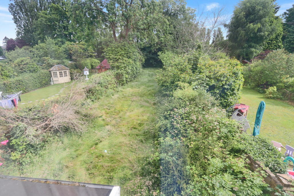 Additional image 8 of Placehouse Lane,Coulsdon,CR5 1LA