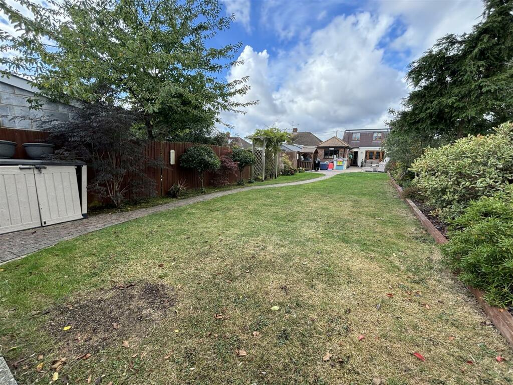 Additional image 43 of Thorndon Avenue, West Horndon, Brentwood