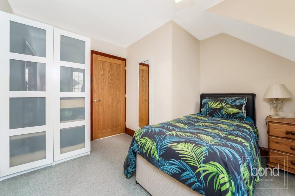 Additional image 16 of Southend Road, Howe Green, Chelmsford, CM2