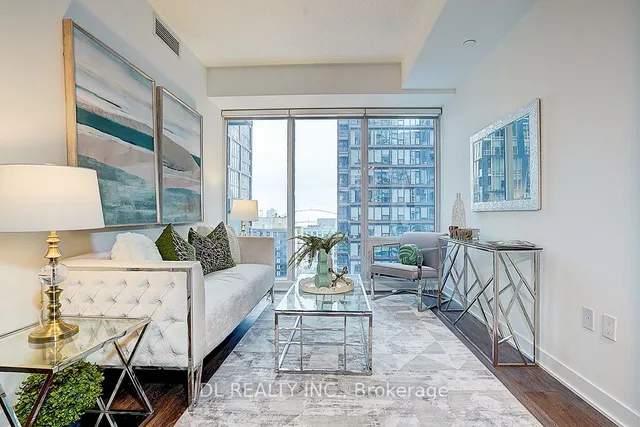 Additional image 15 of 125 Blue Jays Way Unit 2501