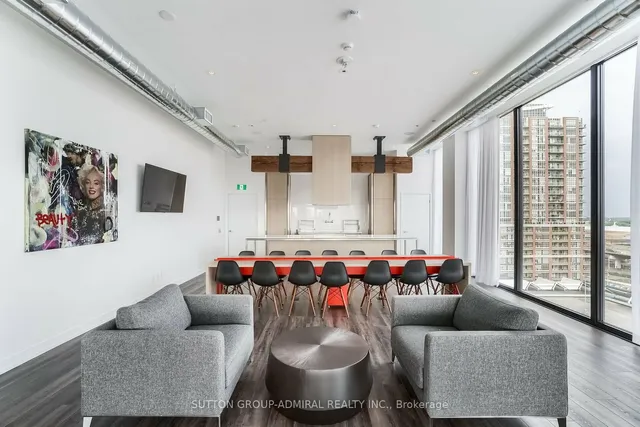 Additional image 38 of 135 East Liberty St Unit 1003