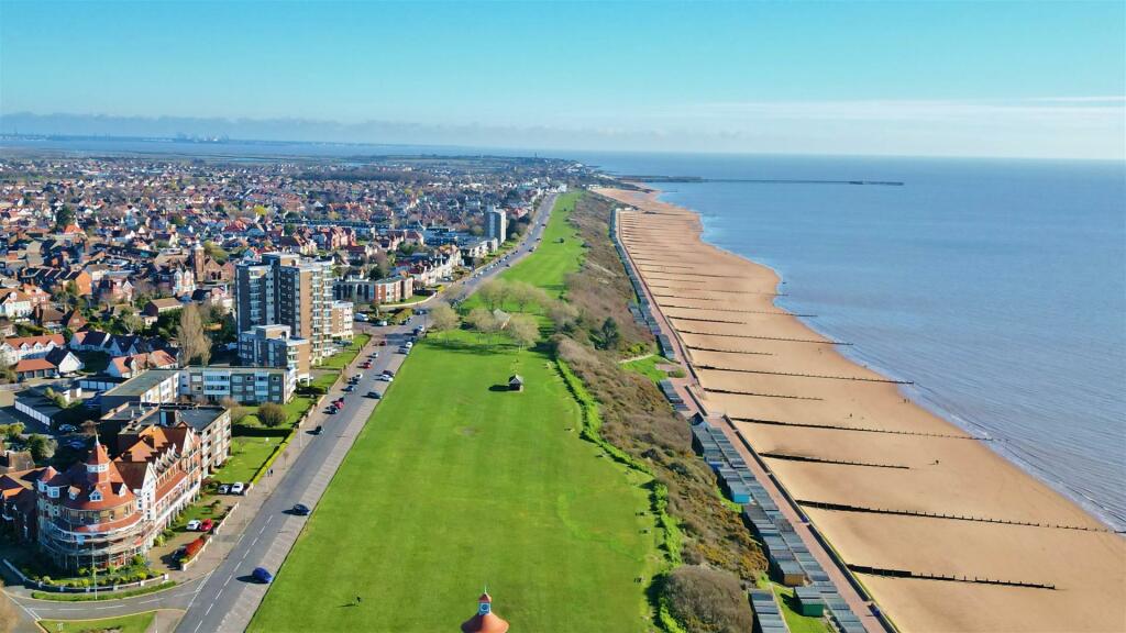 Additional image 36 of The Grand, The Esplanade, Frinton-On-Sea