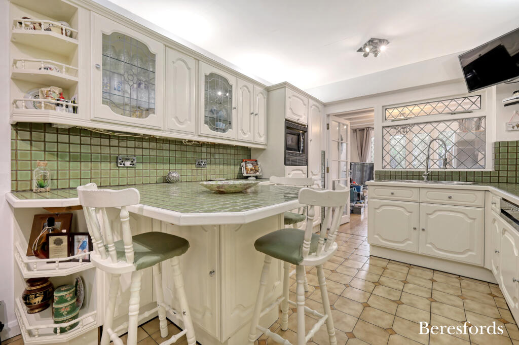 Additional image 5 of Hall Green Lane, Hutton, CM13