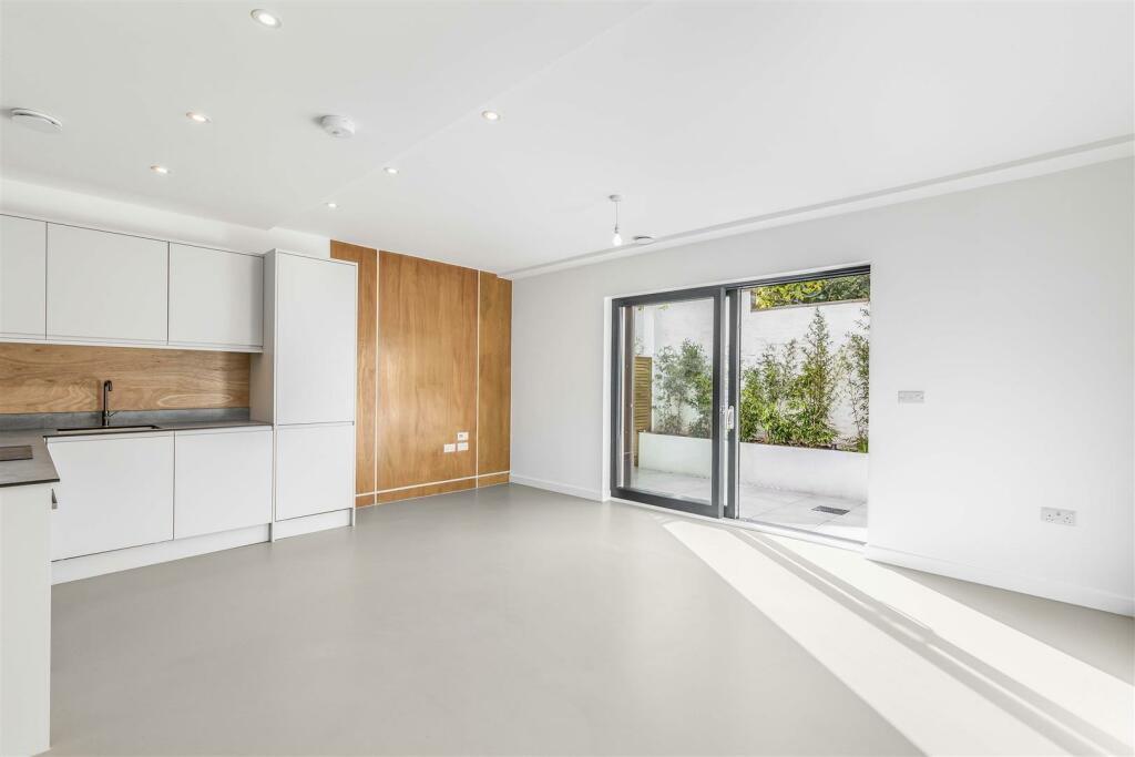 Additional image 13 of Park Apartments, Tooting