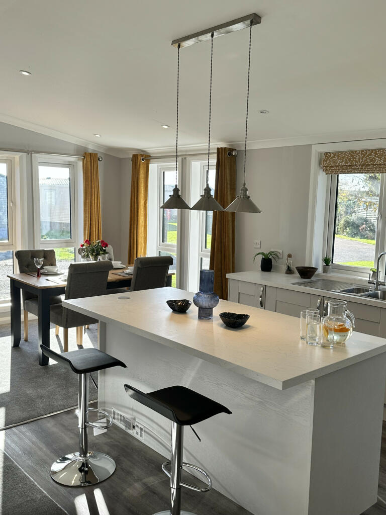 Additional image 2 of Colchester, Essex, CO7