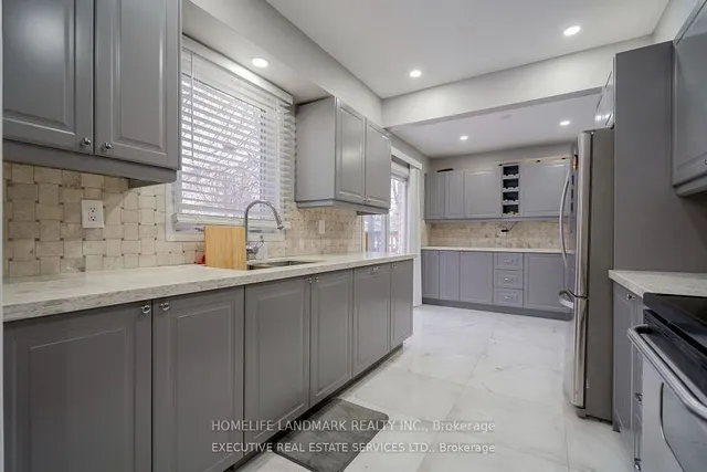 Additional image 5 of 62 Bramhall Circ