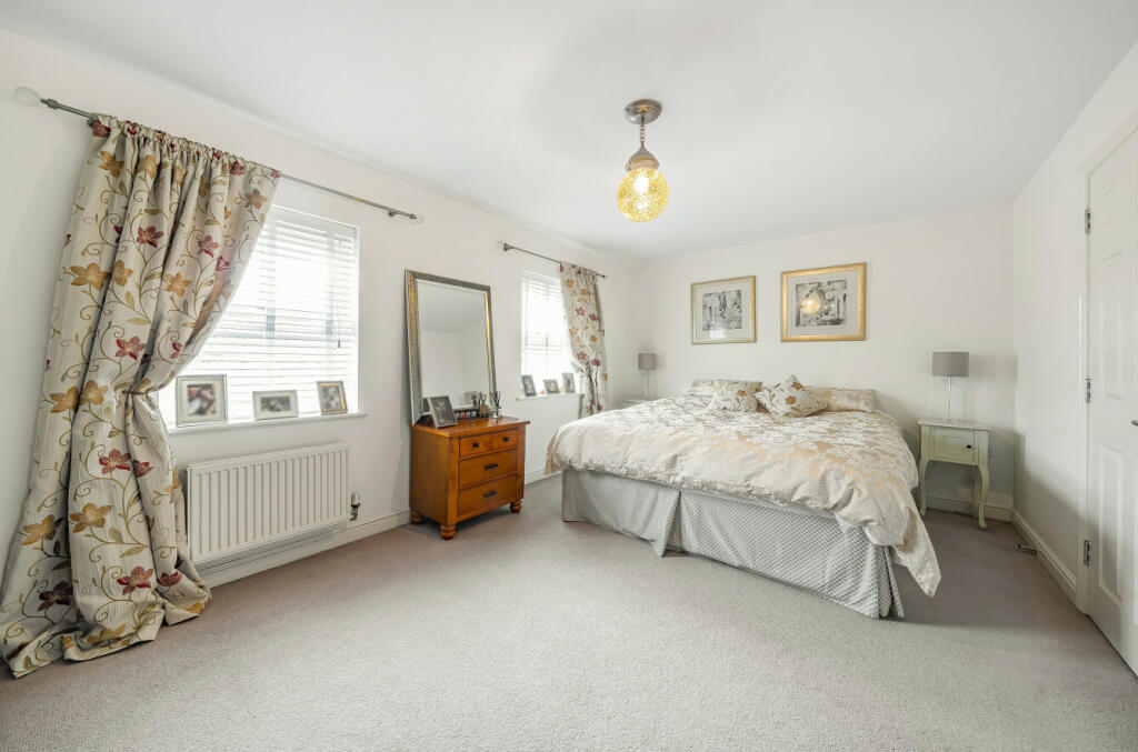 Additional image 11 of Roding Drive, Little Canfield, Dunmow, Essex, CM6