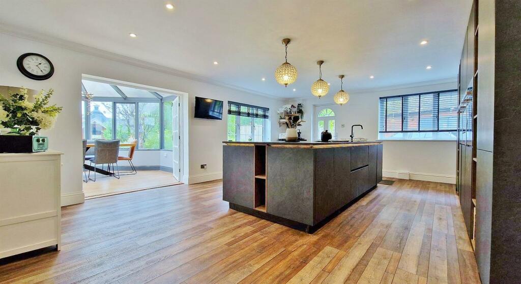 Additional image 14 of The Street, Kirby-Le-Soken