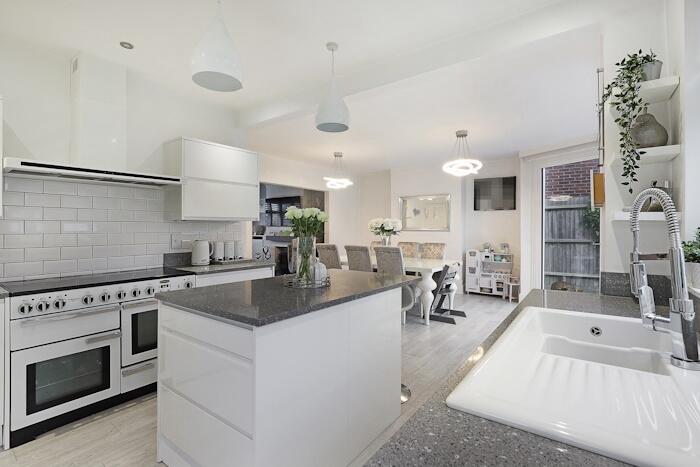 Additional image 10 of High Street, Ongar, CM5