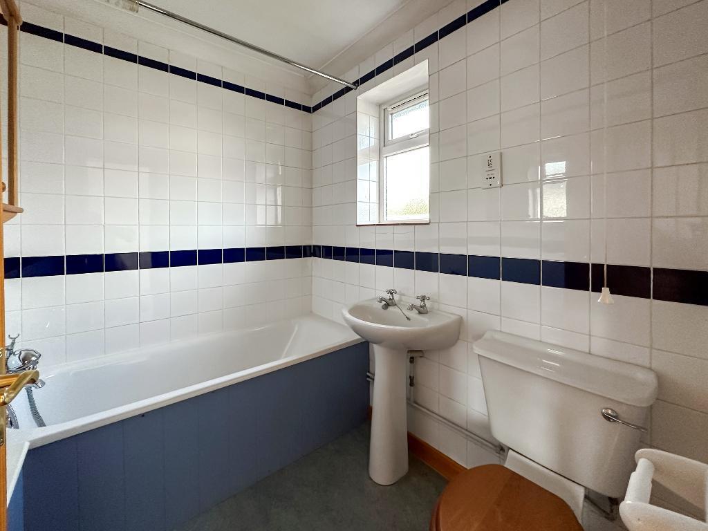 Additional image 10 of Tillingdown Hill, Caterham, Surrey, CR3 6QL