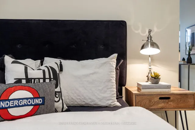 Additional image 17 of 10 Wellesley Pl Unit 101