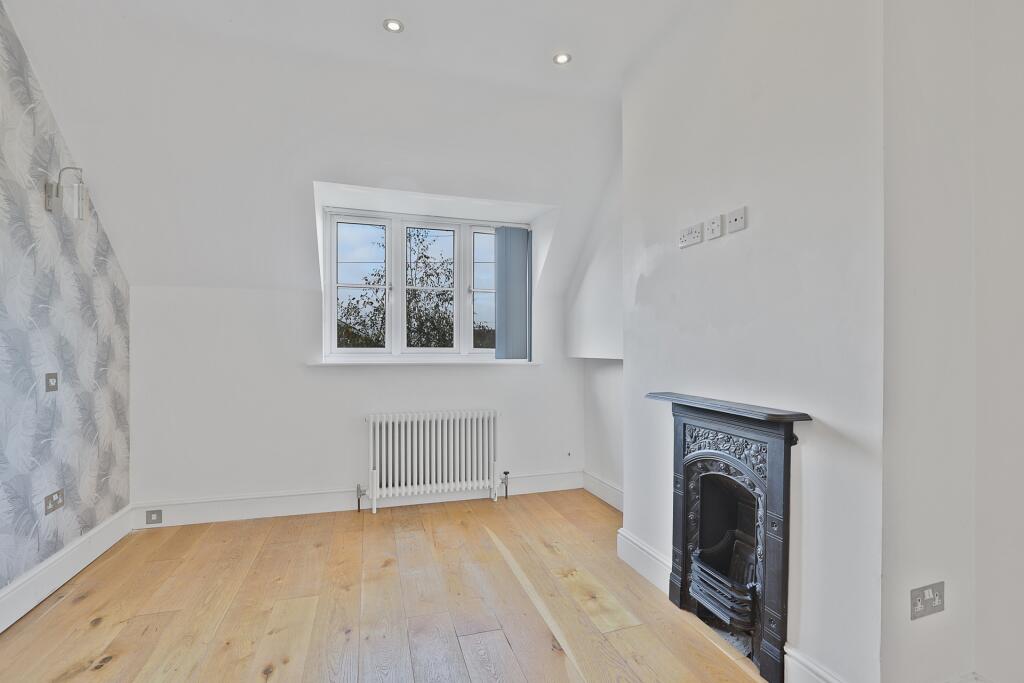 Additional image 17 of Lindsey Street, Epping, CM16