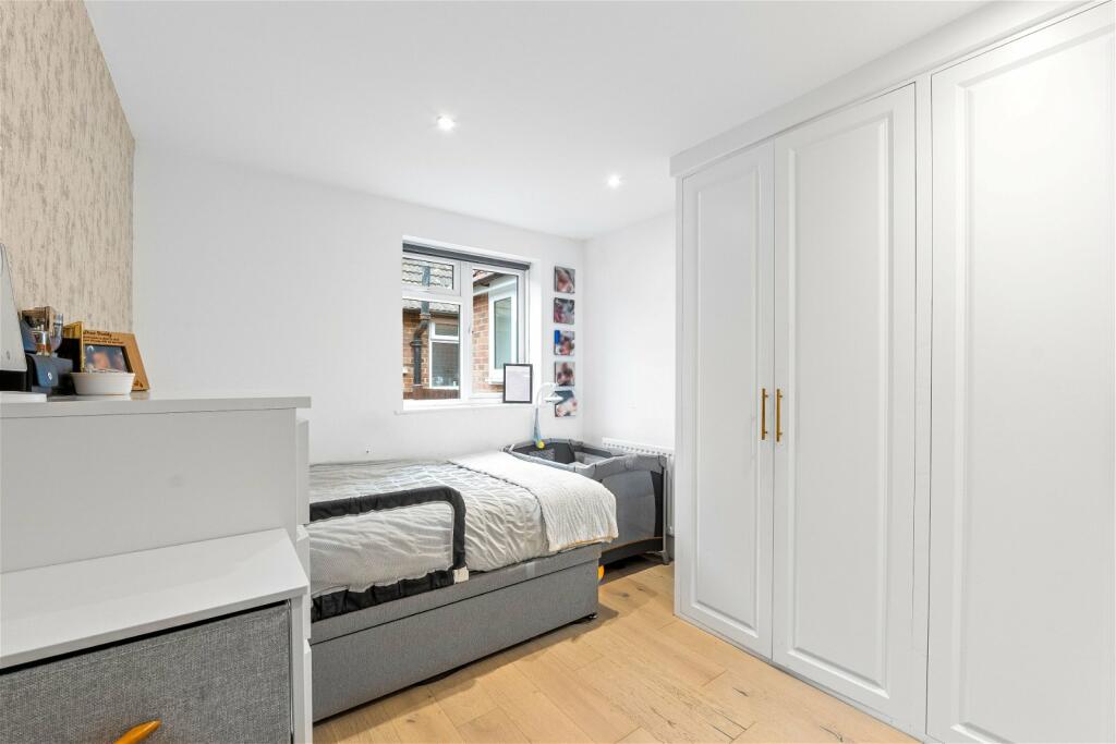 Additional image 21 of Caterham Drive, Coulsdon, CR5 1JQ