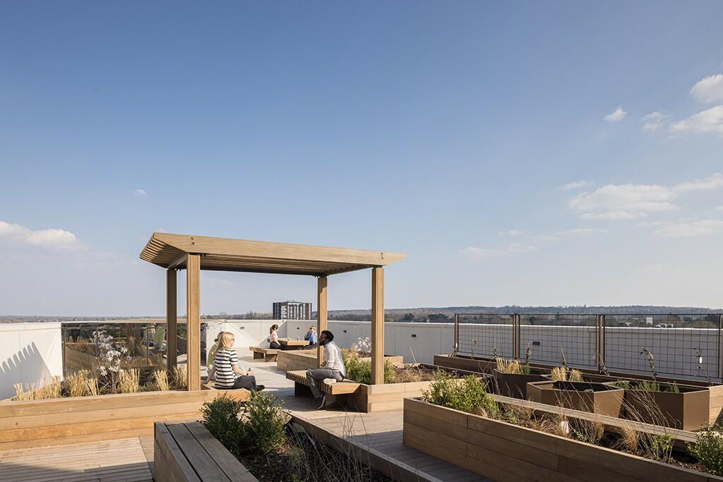 Addiscombe Grove,
Croydon,
CR0 5BX