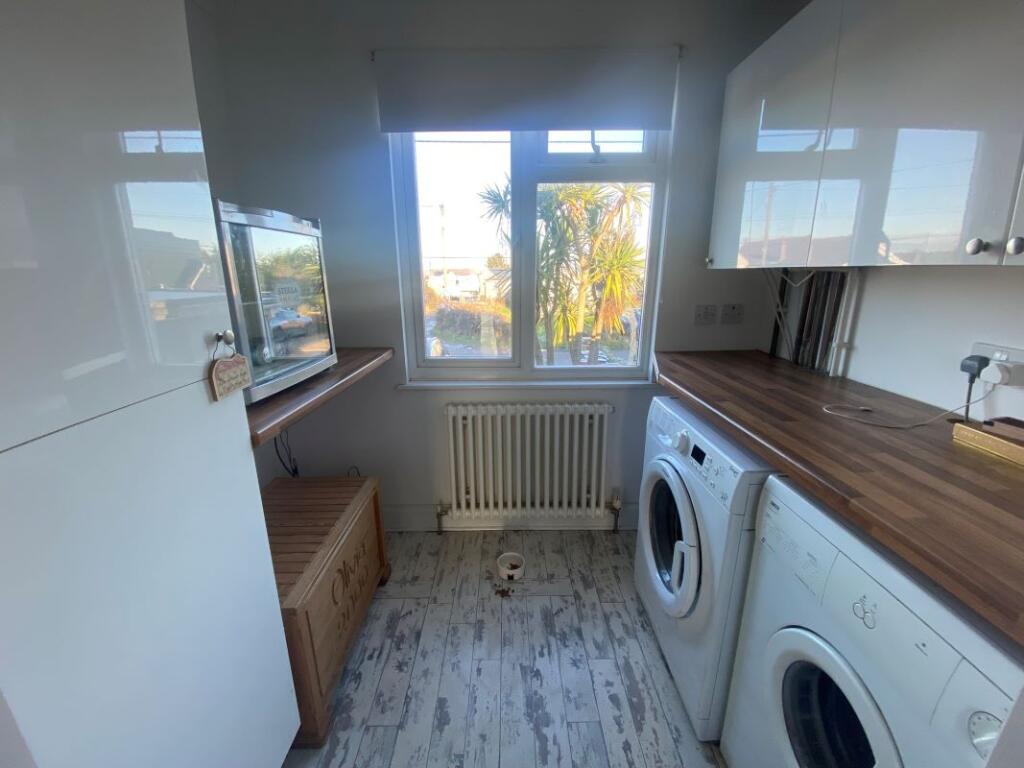 Additional image 6 of 37 Eastern Promenade, Point Clear Bay, Clacton-on-Sea, Essex, CO16 8LG