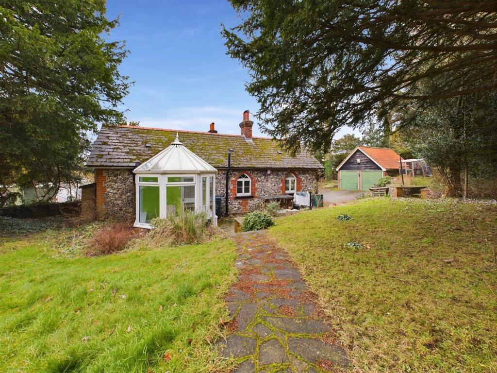 Additional image 9 of Coulsdon Road, Coulsdon, CR5 2LG